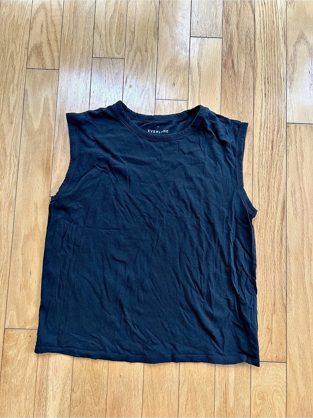 Everlane The Muscle Tee in Essential Cotton Black Tank Top Medium